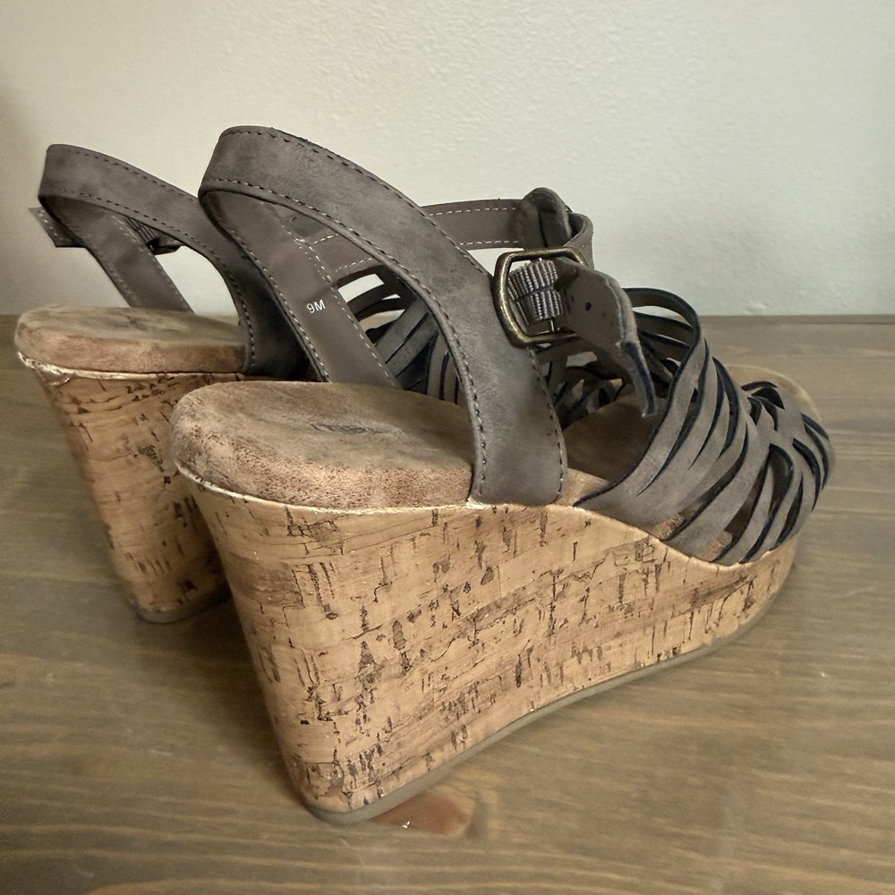 Maurice's Womens 9M Brown Strappy Cork Wedge Open‎ Toe Sandals Heel - Picture 5 of 10